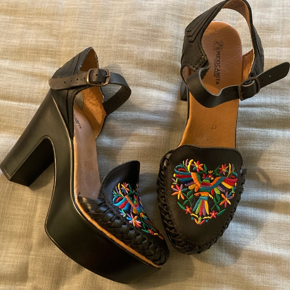 Hand made Mexican Platform heels. Leather. Traditional bird embroidery. Size 10